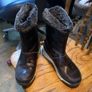 chaco borealis mid waterproof